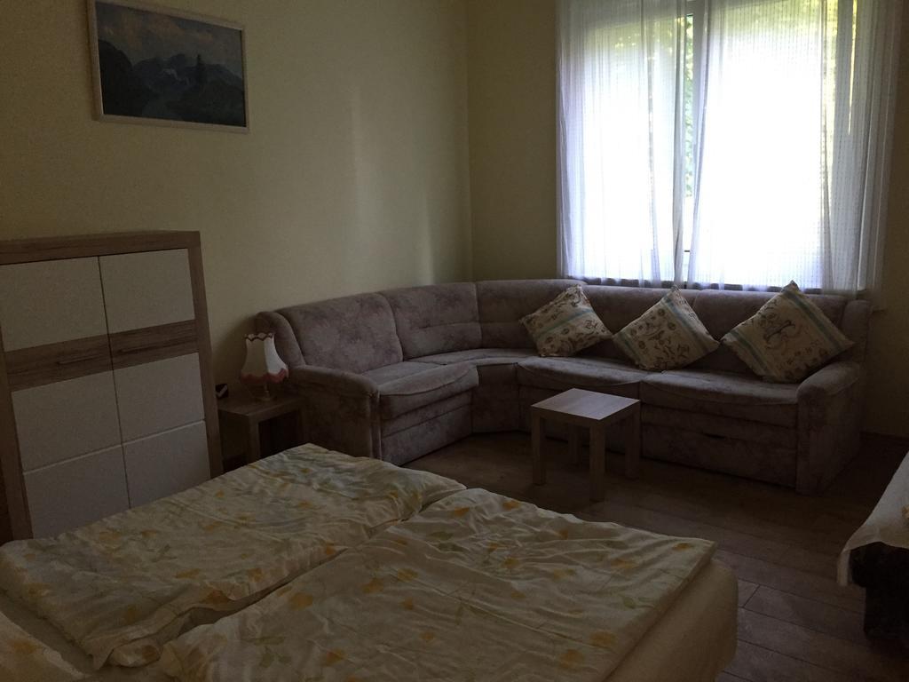 Palma Apartmanhaz Сиофок Екстериор снимка