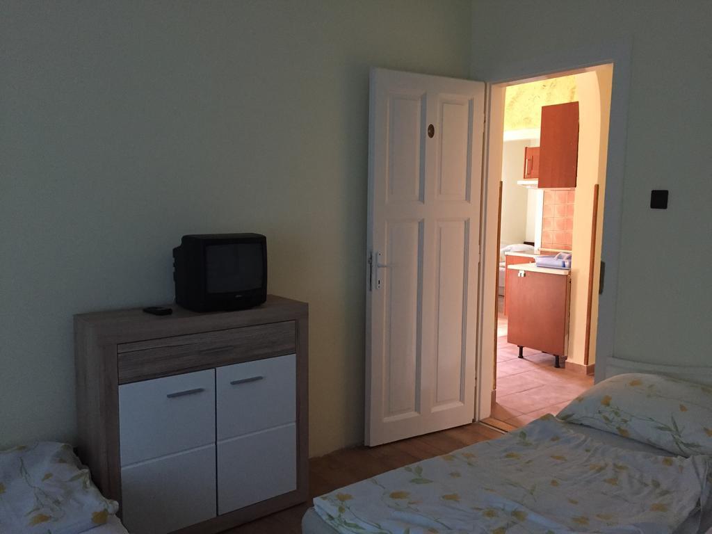 Palma Apartmanhaz Сиофок Екстериор снимка